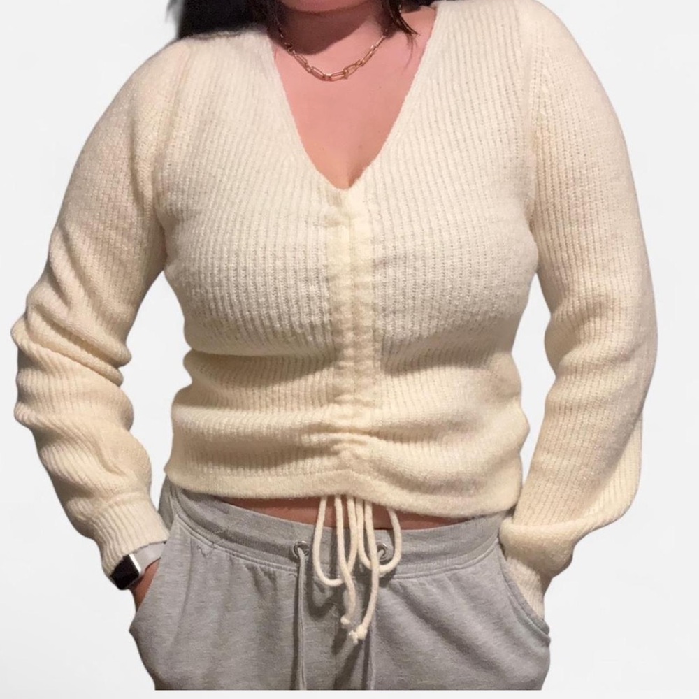 Forever 21 Cream V-Neck Sweater